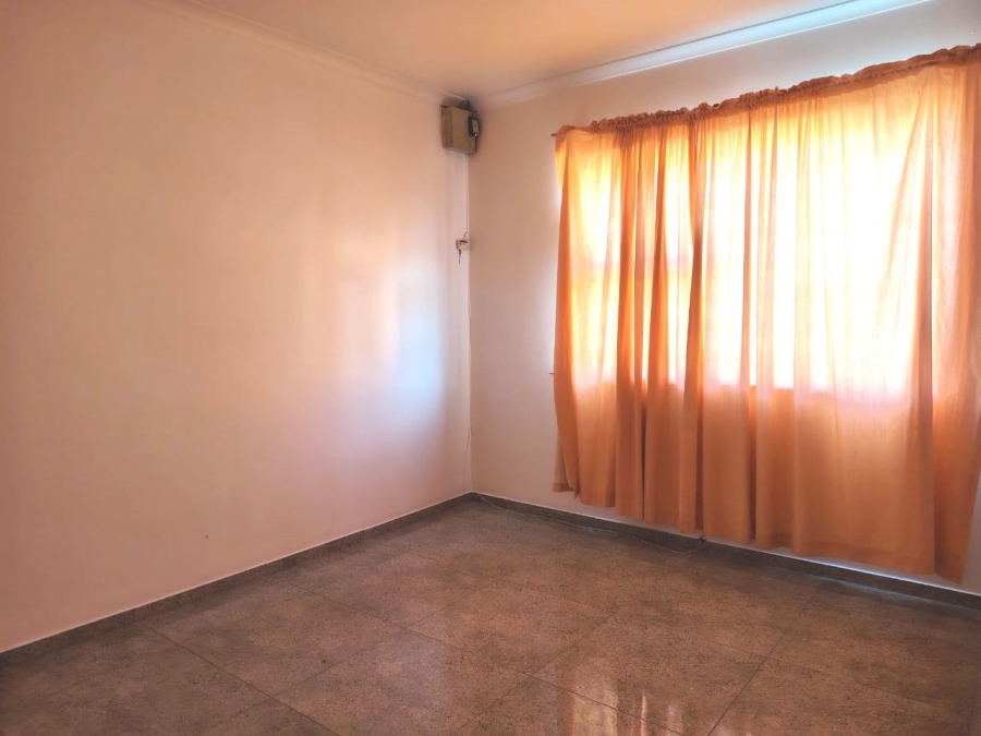 To Let 4 Bedroom Property for Rent in Ravensmead Western Cape